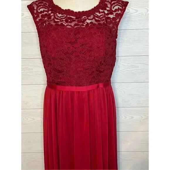 David’s Bridal apple red layered lace tea length dress Size 10 - Picture 2 of 6